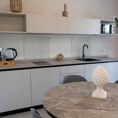 Angheli Garden & Pool Nyaraló Giardini Naxos