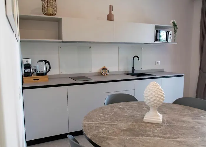 Angheli Garden & Pool Holiday home Giardini Naxos