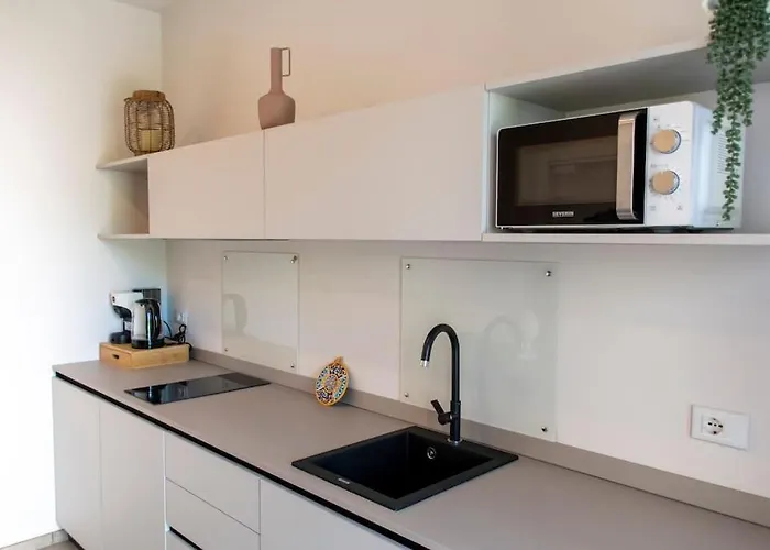 Angheli Garden & Pool * Giardini Naxos